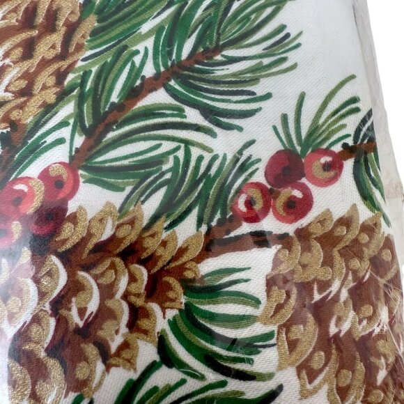 Christmas Tablecloth Holiday Classics Holly Floral 52x70 Rectangle NEW - Picture 6 of 11